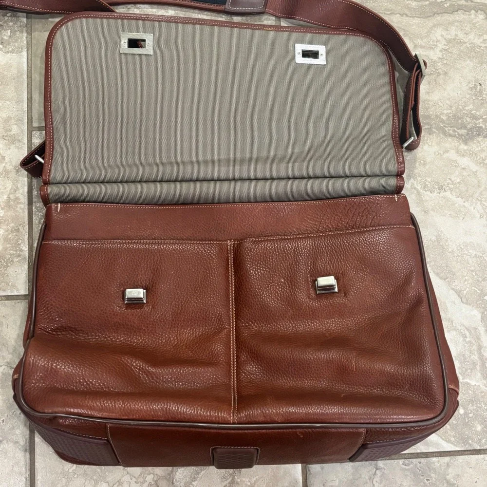 Johnston & Murphy Mens Brown Leather Briefcase Messenger Laptop Bag Turn Lock